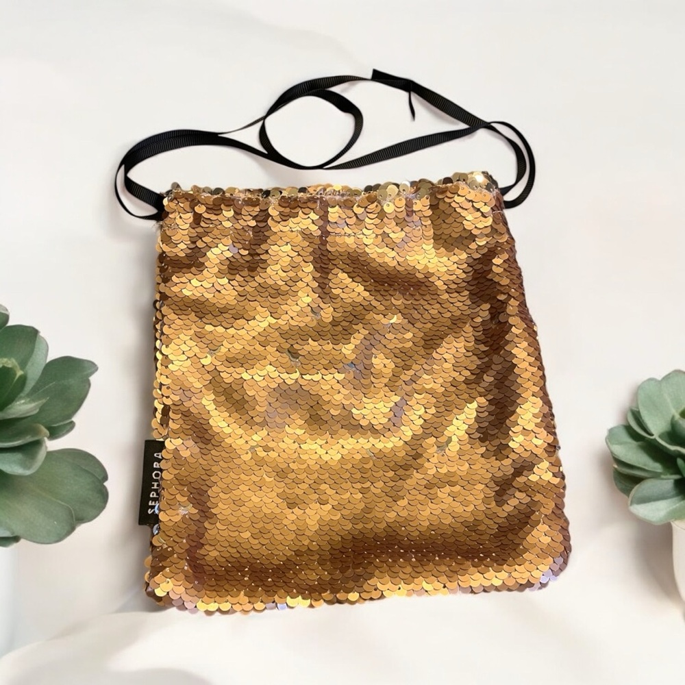 Sephora Rose Gold Cosmetic Bag Luxurious Shimmering Design